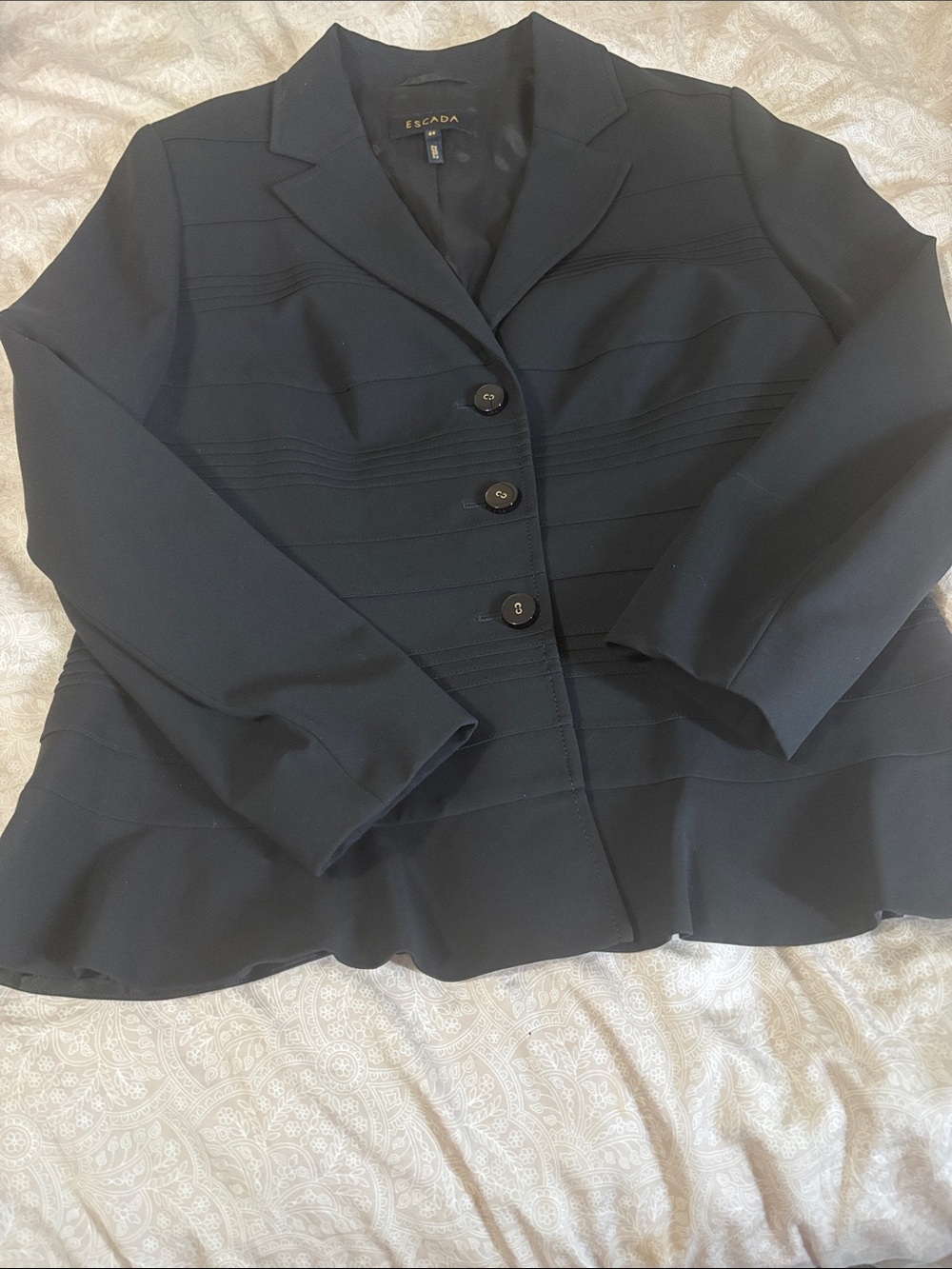 Escada Black Button-Front Tailored Blazer